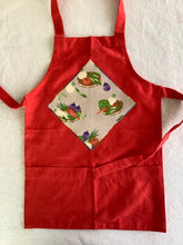 Load image into Gallery viewer, Kids apron on cotton with your choice of fabric
