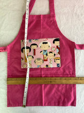 Load image into Gallery viewer, Kids apron on cotton with your choice of fabric
