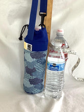 Load image into Gallery viewer, Insulated bottle totes 16-25 oz; half liter to 750 ml (Small)
