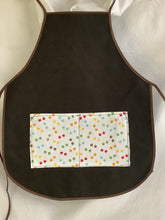 Load image into Gallery viewer, Kids apron on canvas with your choice of fabric
